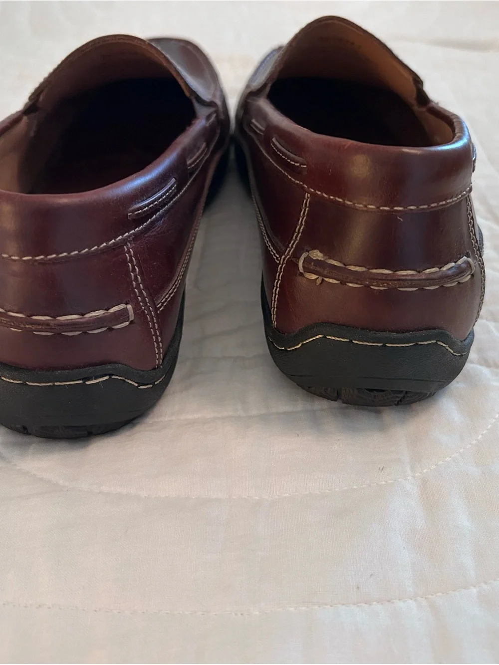 Johnston & Murphy Men's Sheepskin Leather Slip-On Loafers